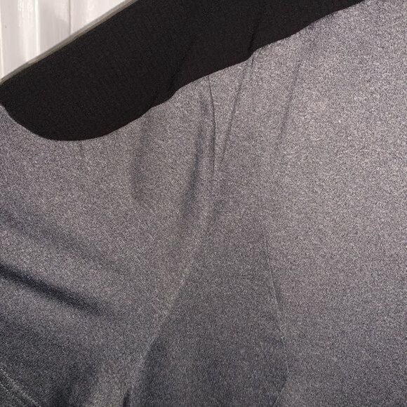 Spyder Active Mens Gray & Black Performance T-Shirt XL Polyester Blend Lightweig - Picture 3 of 8